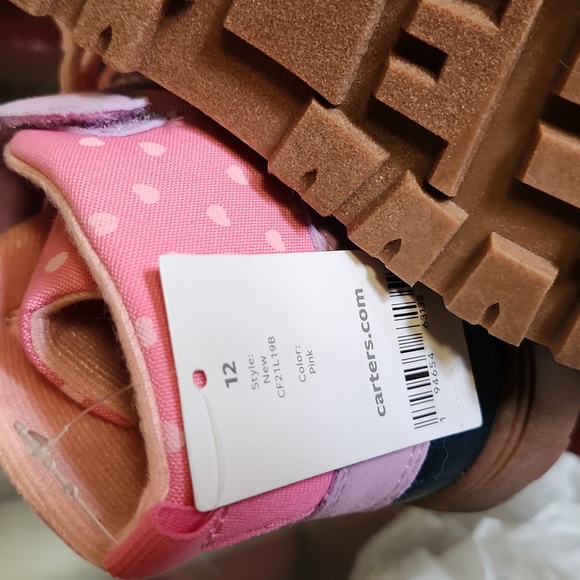 Little Girl Shoes - Picture 4 of 4